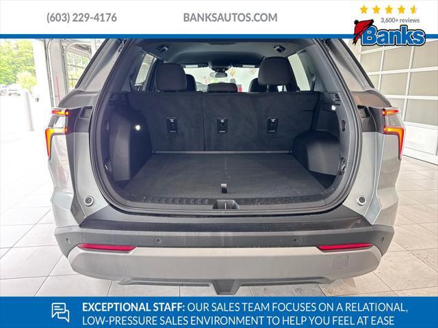 used 2025 Chevrolet Equinox car, priced at $32,987