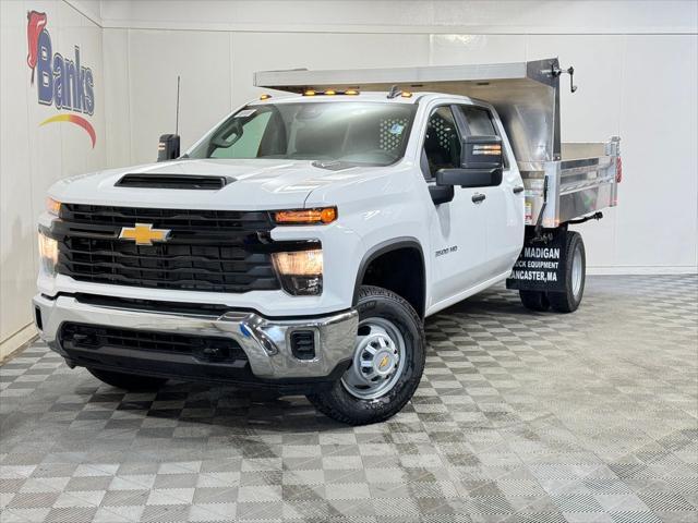 new 2024 Chevrolet Silverado 3500 car, priced at $54,318