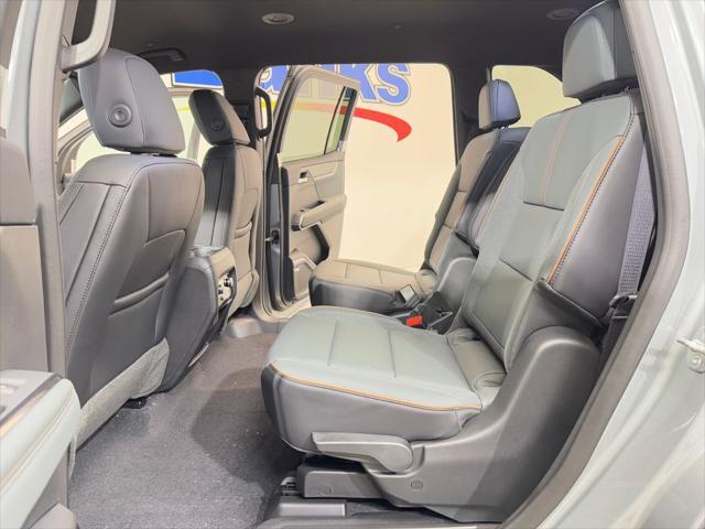 new 2025 GMC Acadia car, priced at $53,290