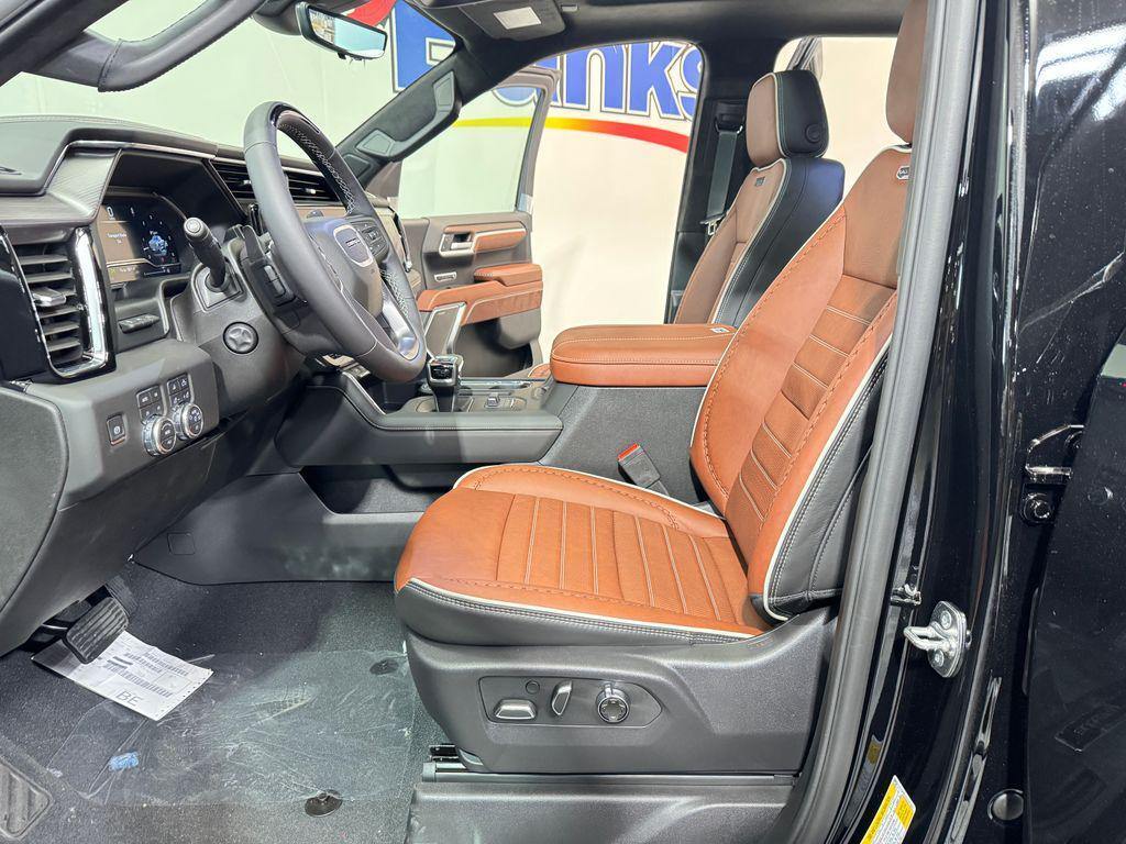 new 2025 GMC Sierra 1500 car, priced at $79,255