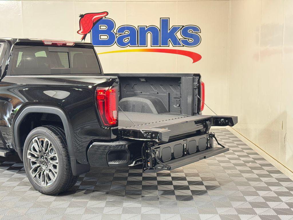 new 2025 GMC Sierra 1500 car, priced at $79,255