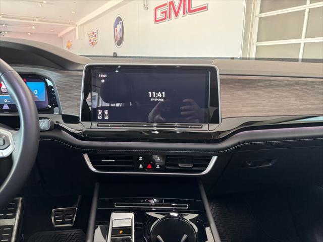 used 2024 Volkswagen Atlas car, priced at $45,987