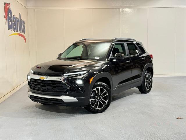 new 2025 Chevrolet TrailBlazer car, priced at $29,590