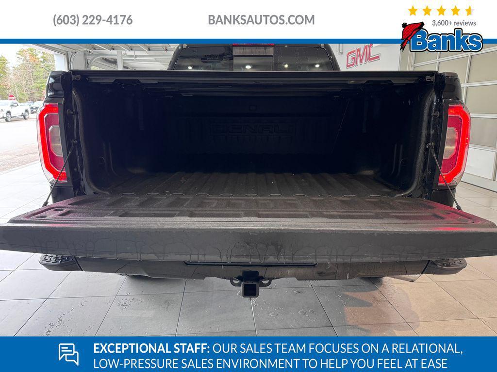 used 2018 GMC Sierra 1500 car, priced at $31,987