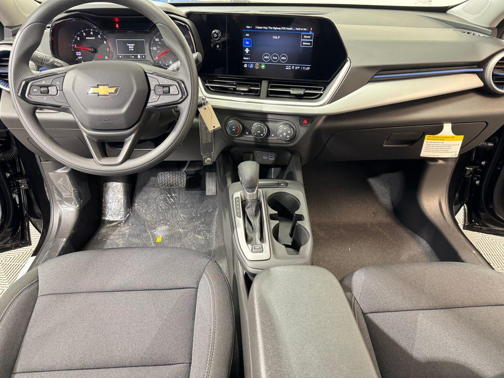 new 2025 Chevrolet Trax car, priced at $22,859