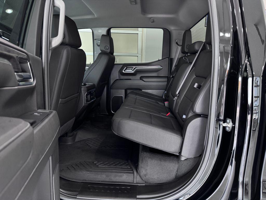 used 2024 Chevrolet Silverado 1500 car, priced at $50,987