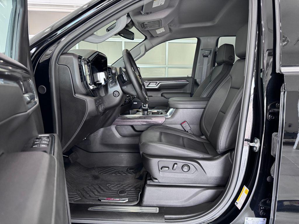 used 2024 Chevrolet Silverado 1500 car, priced at $50,987