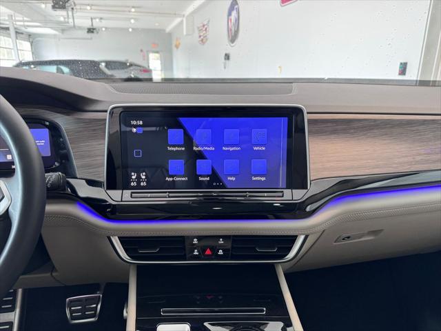 used 2024 Volkswagen Atlas car, priced at $42,987