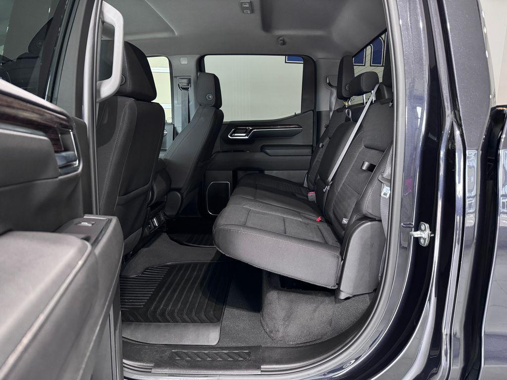 used 2022 GMC Sierra 1500 car, priced at $41,987