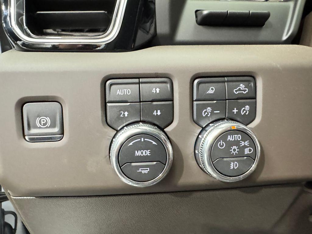 new 2025 GMC Sierra 2500 car, priced at $76,080