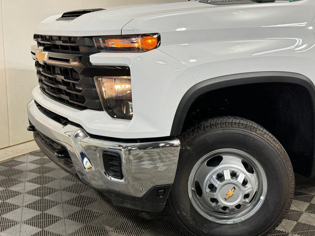 new 2024 Chevrolet Silverado 3500 car, priced at $63,233
