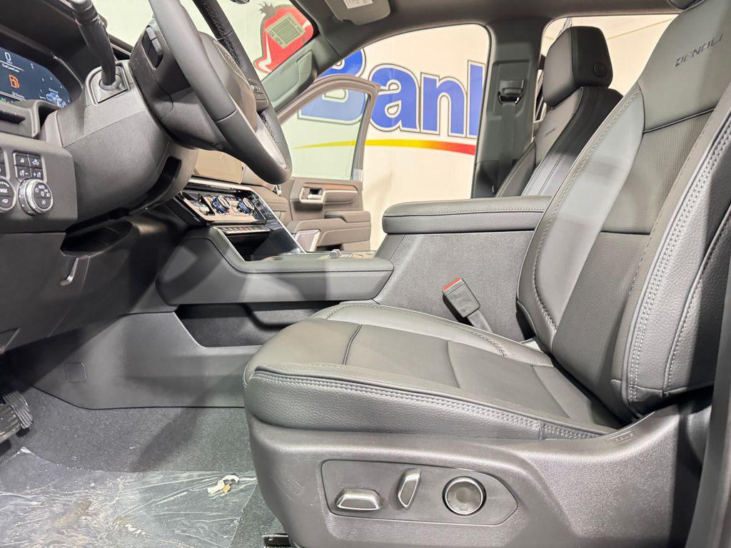 new 2025 GMC Sierra 3500 car, priced at $85,960