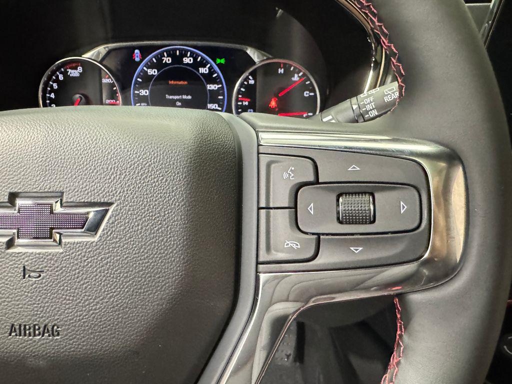 new 2025 Chevrolet Blazer car