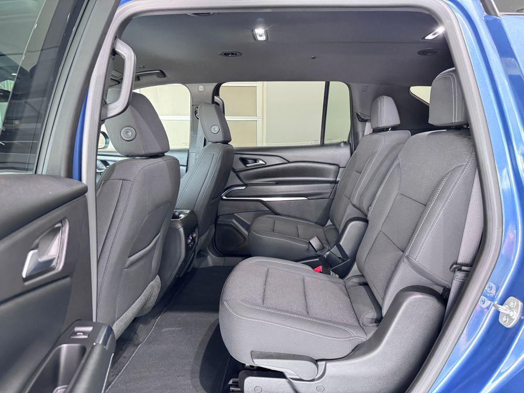 used 2024 Chevrolet Traverse car, priced at $41,987