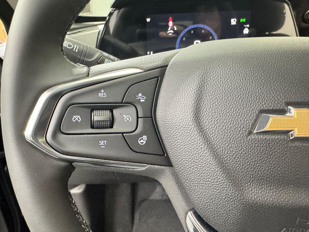 new 2025 Chevrolet Trax car, priced at $25,380