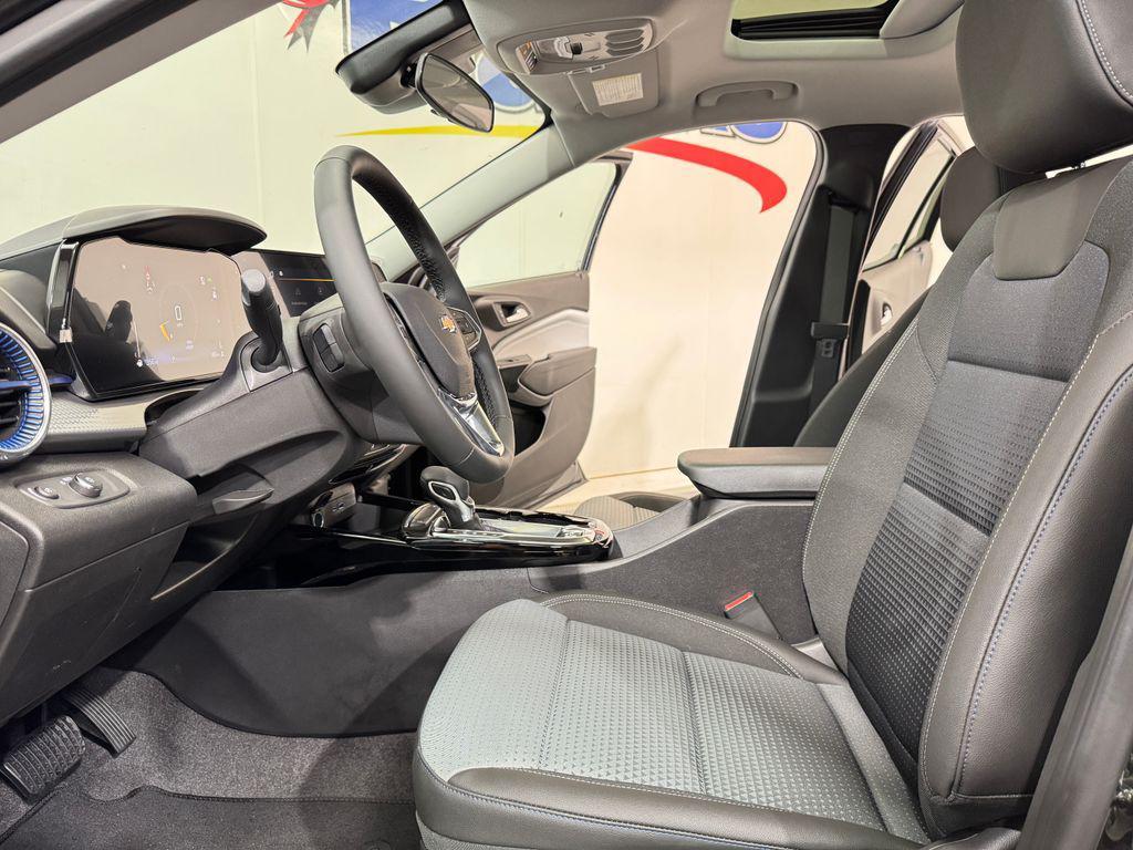 new 2025 Chevrolet Trax car, priced at $25,380