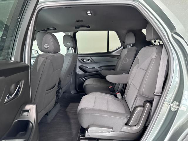 used 2022 Chevrolet Traverse car, priced at $29,987