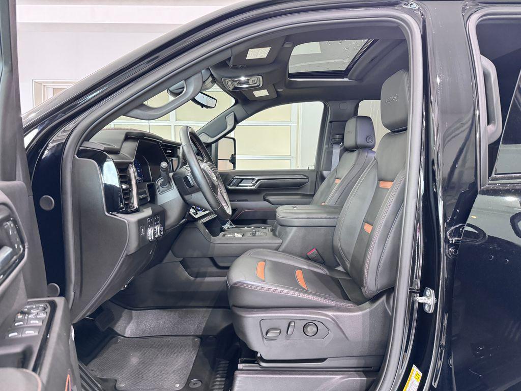 used 2024 GMC Sierra 2500 car, priced at $75,987