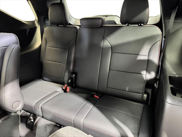 new 2025 Chevrolet Traverse car, priced at $57,595