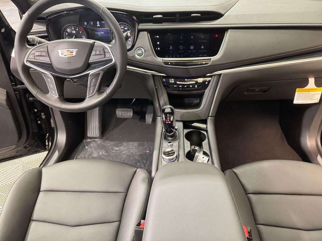 new 2025 Cadillac XT5 car, priced at $58,490