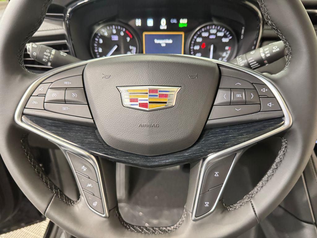 new 2025 Cadillac XT5 car, priced at $58,490