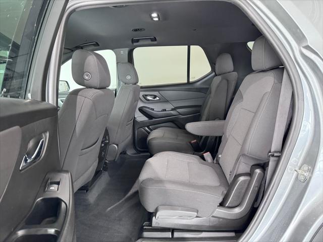 used 2023 Chevrolet Traverse car, priced at $32,987
