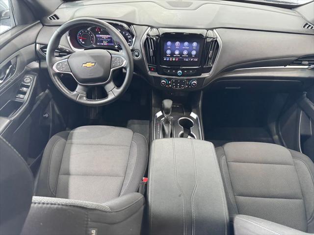 used 2023 Chevrolet Traverse car, priced at $32,987