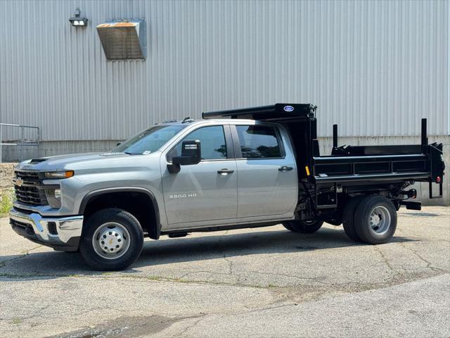 new 2025 Chevrolet Silverado 3500 car, priced at $54,303