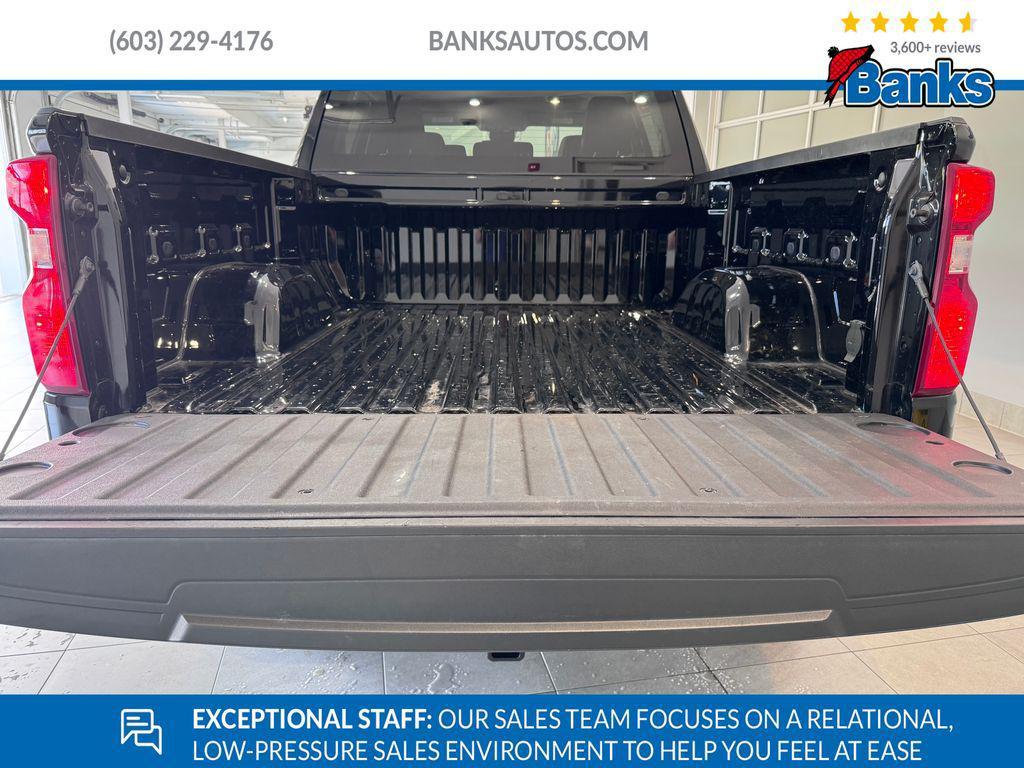 used 2022 Chevrolet Silverado 1500 car, priced at $37,987
