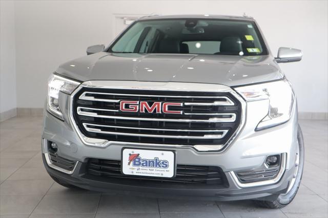 used 2023 GMC Terrain car, priced at $23,987