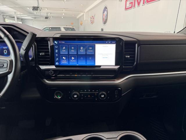 used 2022 Chevrolet Silverado 1500 car, priced at $37,487