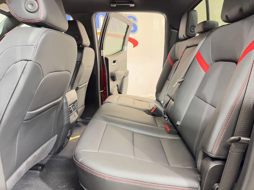 new 2025 Chevrolet Colorado car, priced at $49,110