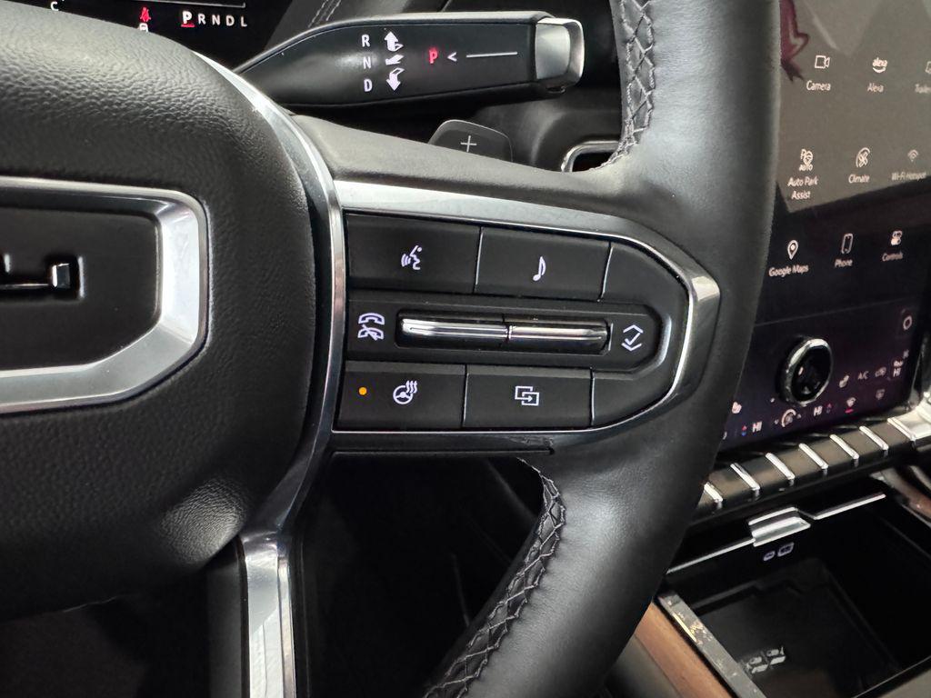 used 2025 GMC Yukon car, priced at $79,987