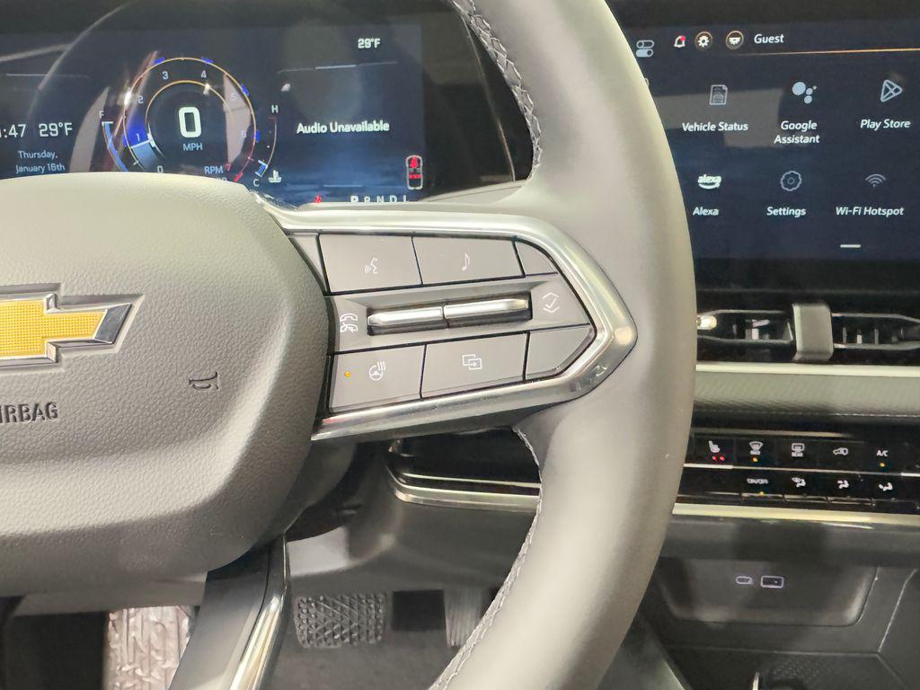 new 2025 Chevrolet Equinox car, priced at $32,980