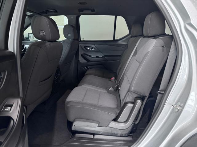 used 2022 Chevrolet Traverse car, priced at $31,987