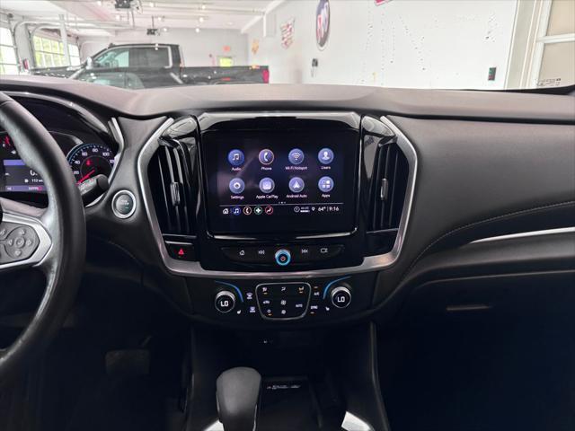 used 2022 Chevrolet Traverse car, priced at $31,987