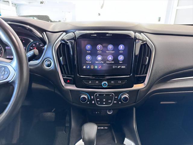 used 2022 Chevrolet Traverse car, priced at $31,987