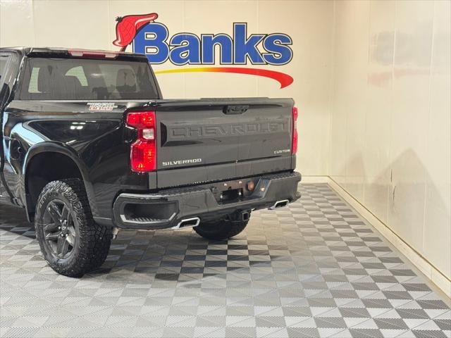 new 2025 Chevrolet Silverado 1500 car, priced at $52,930