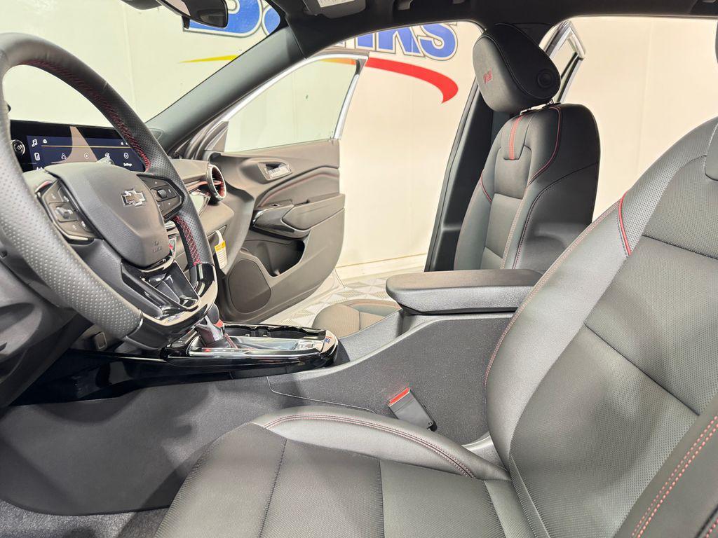 new 2025 Chevrolet Trax car, priced at $26,585