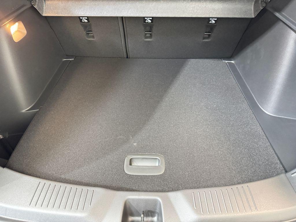 new 2025 Buick Envista car, priced at $28,639