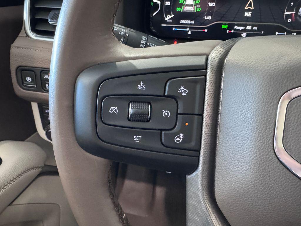 used 2024 GMC Yukon XL car, priced at $75,487