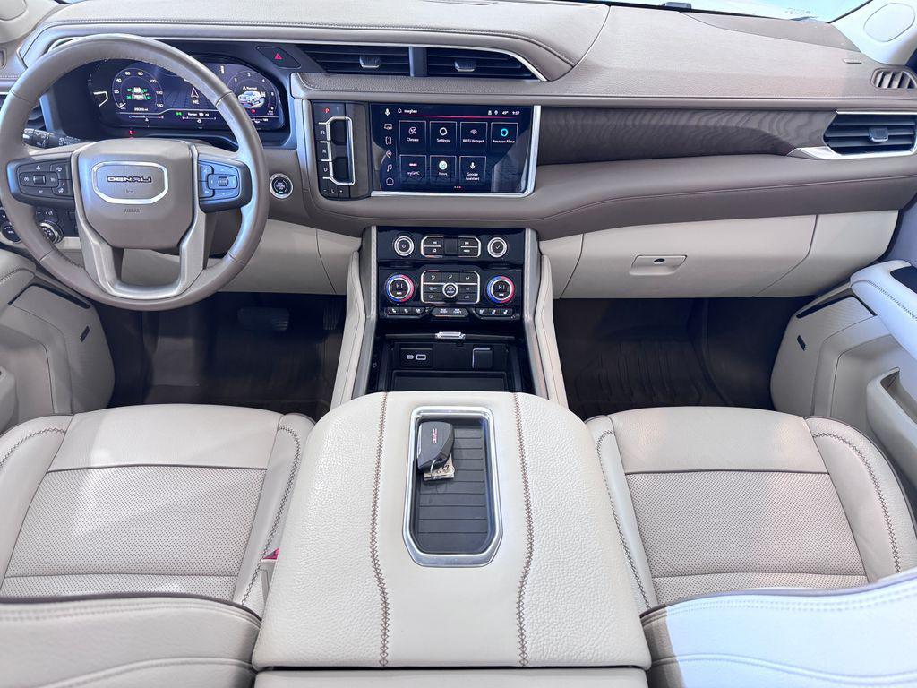 used 2024 GMC Yukon XL car, priced at $75,487