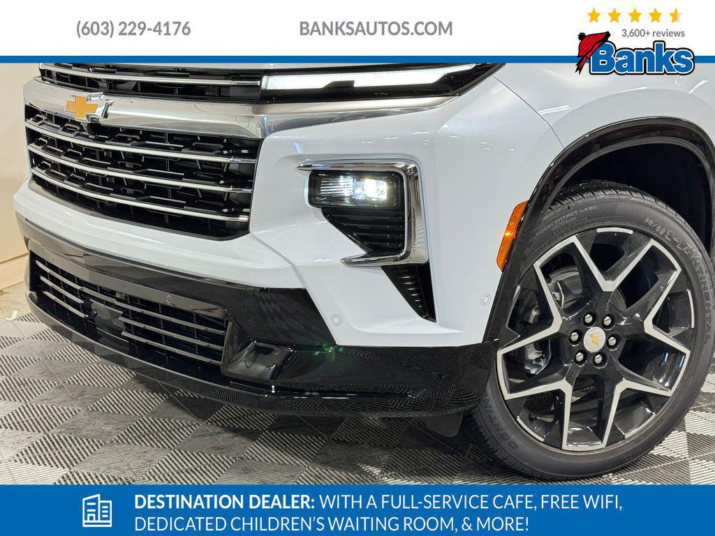 new 2026 Chevrolet Traverse car, priced at $61,490
