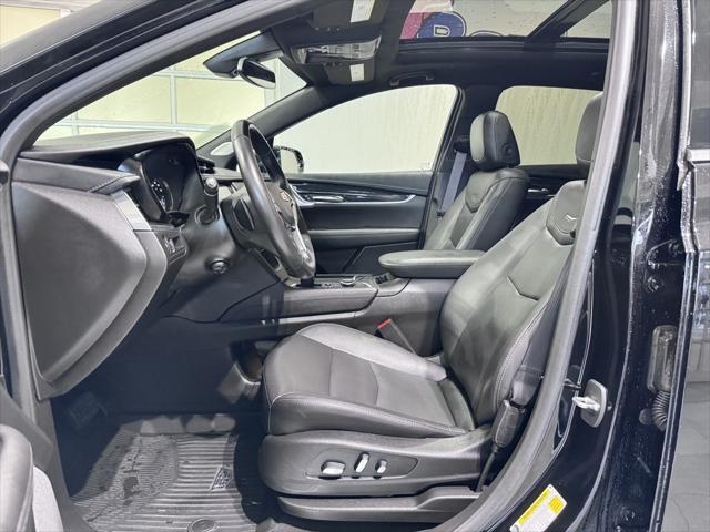 used 2020 Cadillac XT5 car, priced at $26,987