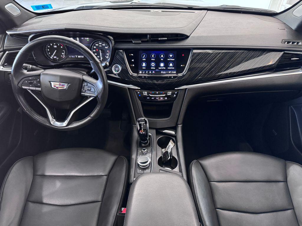 used 2022 Cadillac XT6 car, priced at $39,986