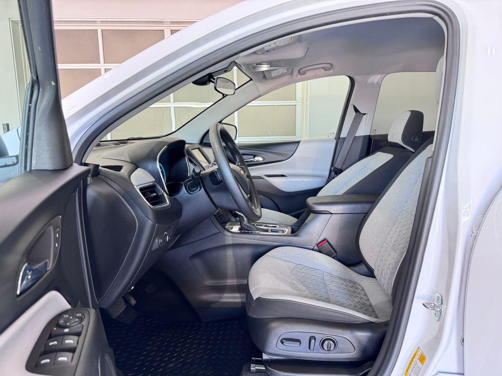 used 2023 Chevrolet Equinox car, priced at $21,987