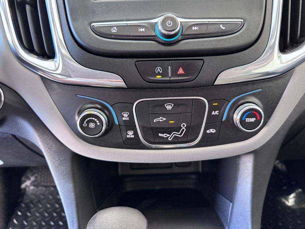 used 2023 Chevrolet Equinox car, priced at $21,987