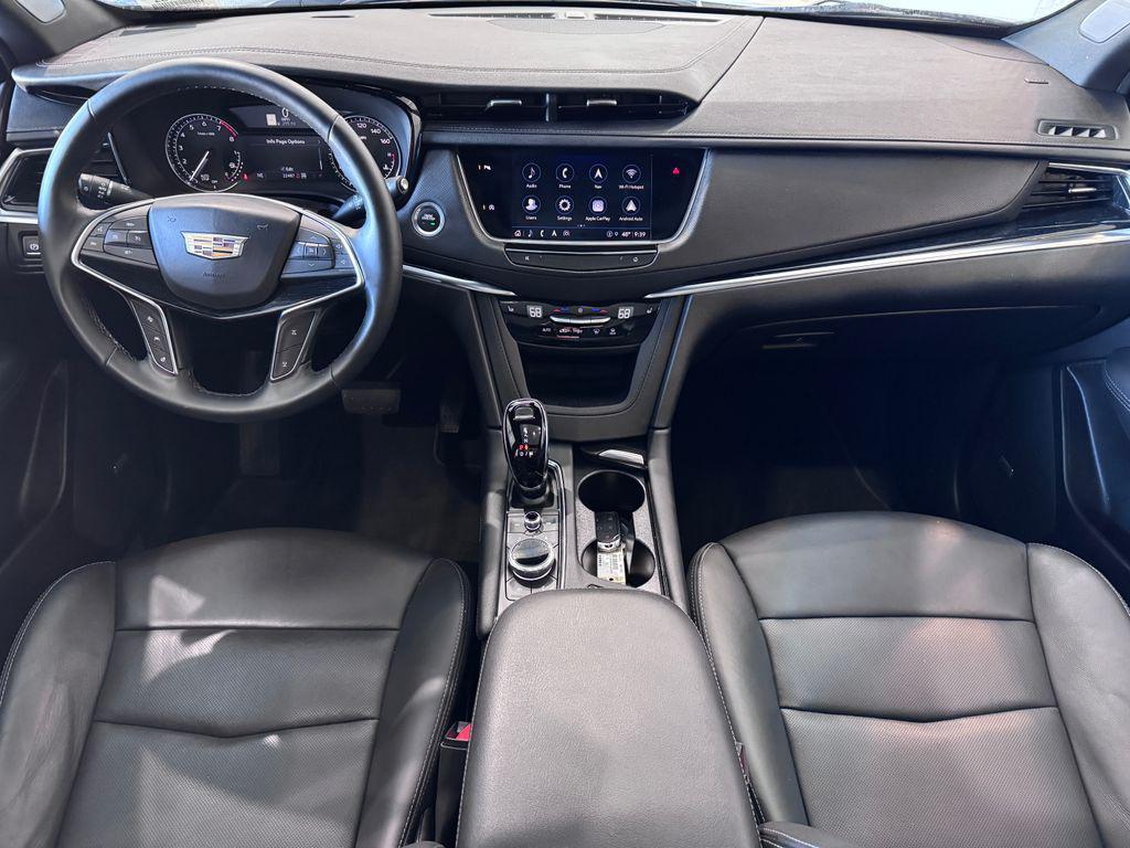 used 2025 Cadillac XT5 car, priced at $48,987