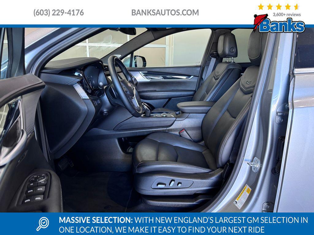 used 2025 Cadillac XT5 car, priced at $48,987