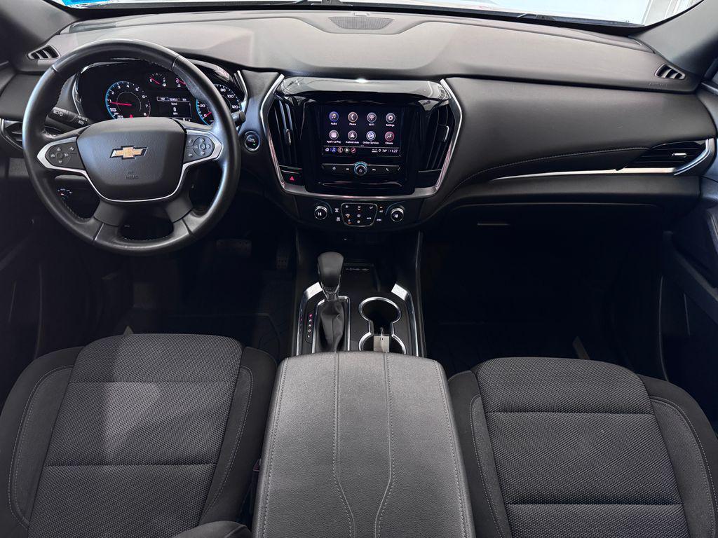 used 2022 Chevrolet Traverse car, priced at $22,487